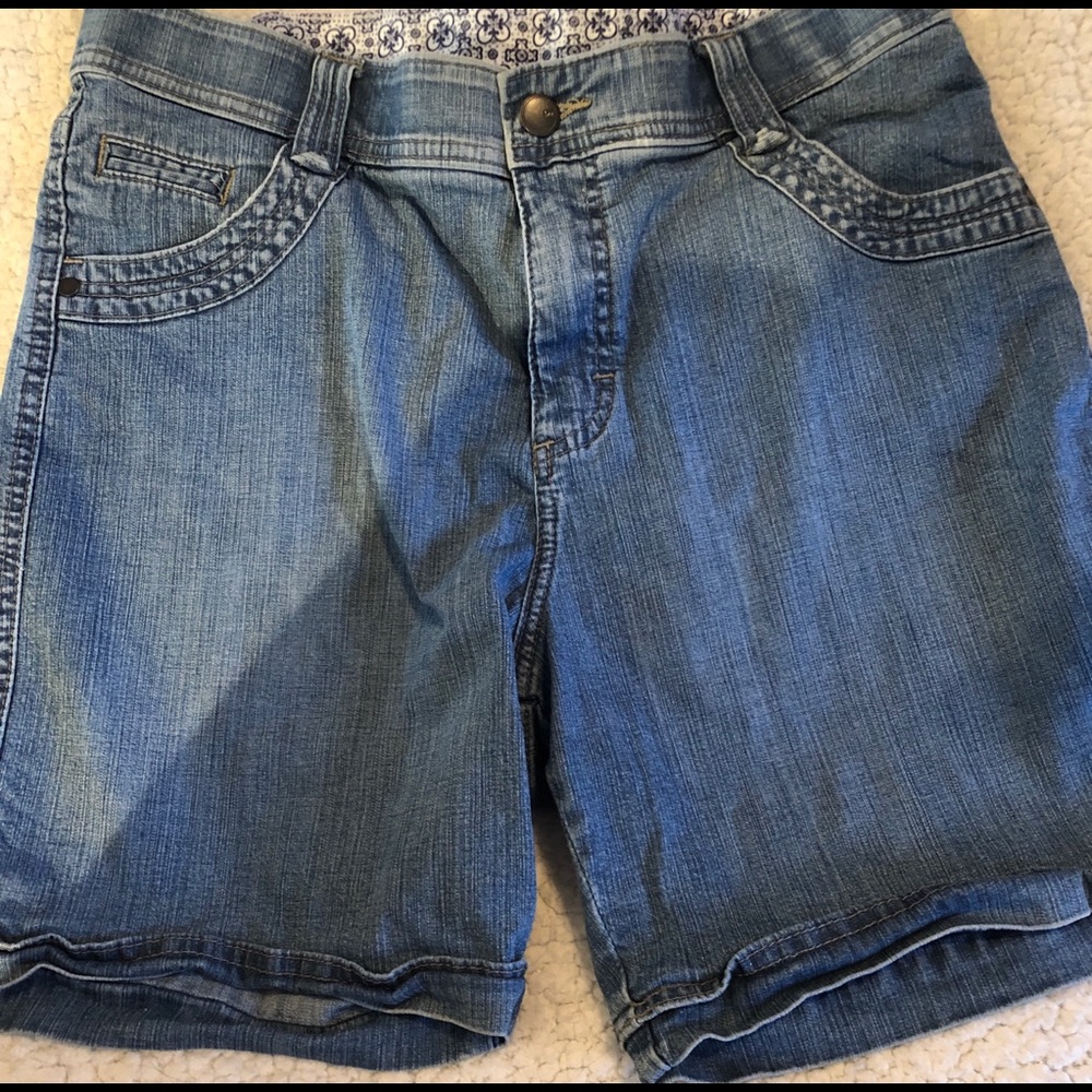 Jeans Shorts size 12 medium
